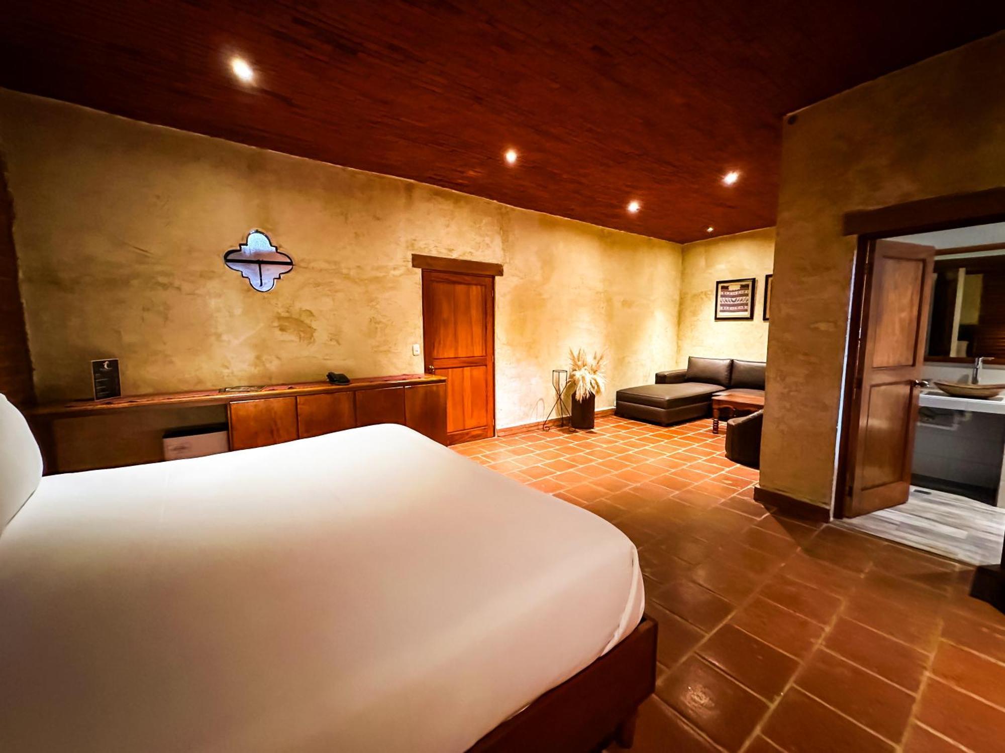 Le Suisse Spa Santa Lucía Milpas Altas Eksteriør billede